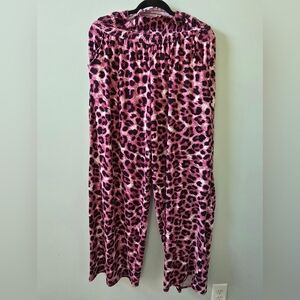 Pink Leopard Print Women's Wide Leg Bottoms